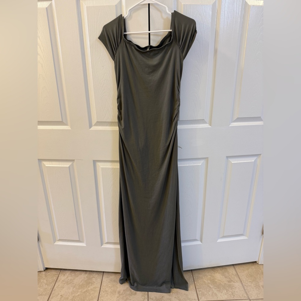 Maternity dress